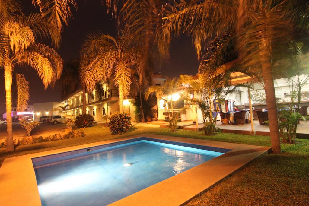 Hotel Real Posada Манзанило Екстериор снимка